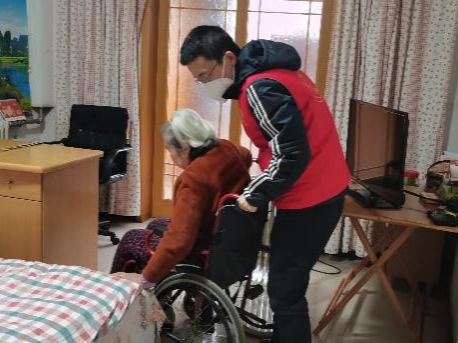 【疫情防控】尽锐出战护我城，工投先锋在行动 ——集团干部下沉一线系列（二）